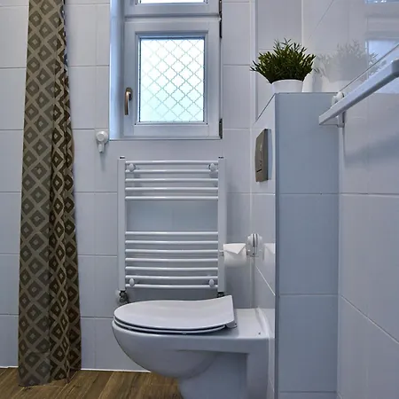 Projekt Tatry ゲストハウス ザコパネ